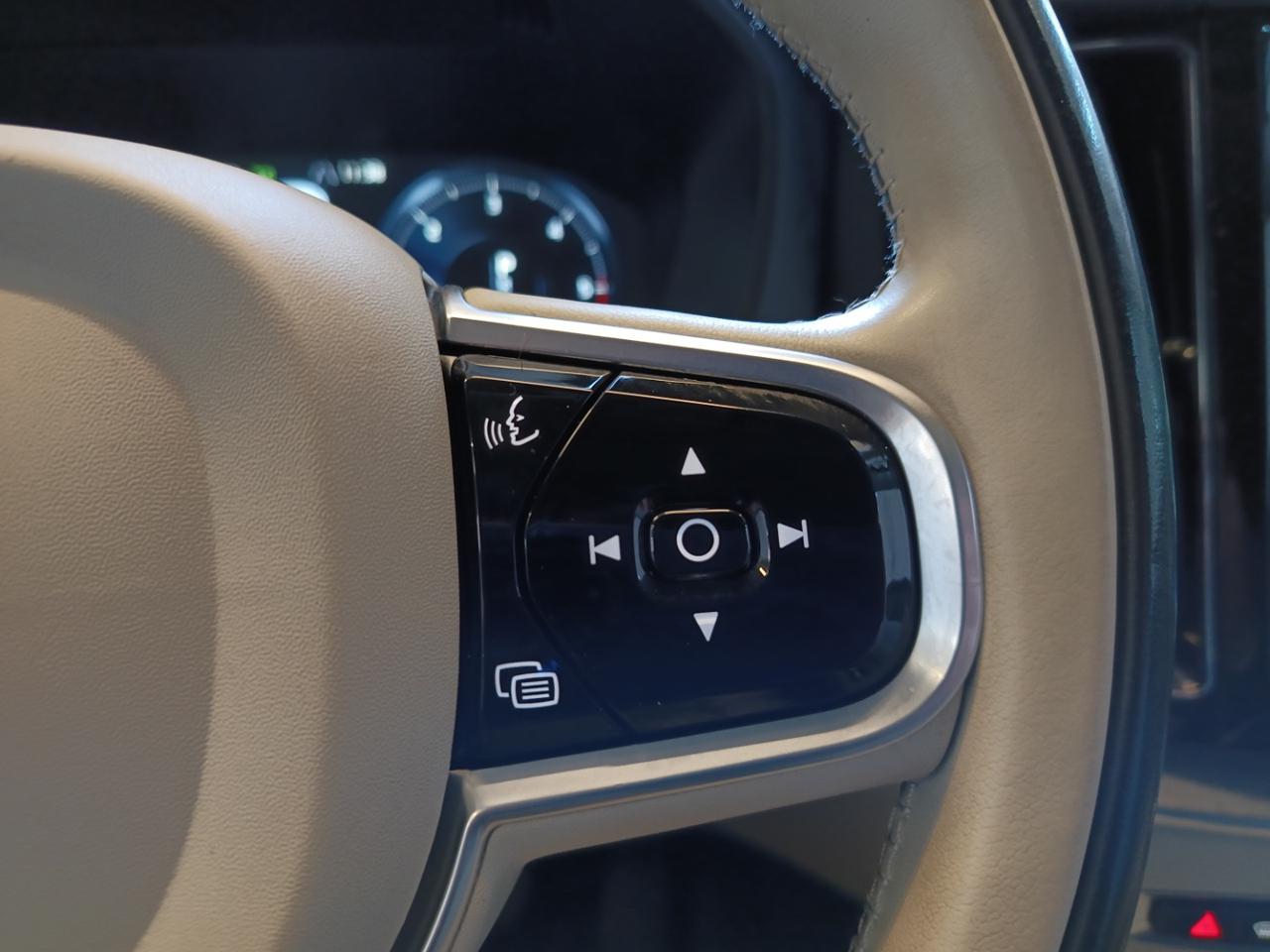 VOLVO XC60 D4 AWD Geartronic Inscription - 17