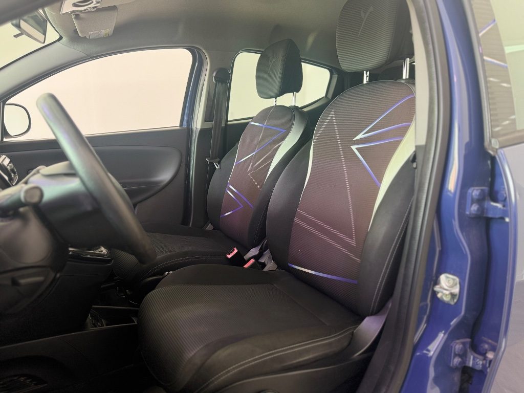 LANCIA Ypsilon 1.2 69 CV 5 porte Gold - 4