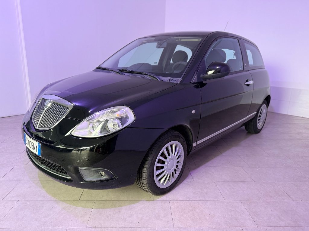 LANCIA Ypsilon 1.2 69 CV Platinum - 3