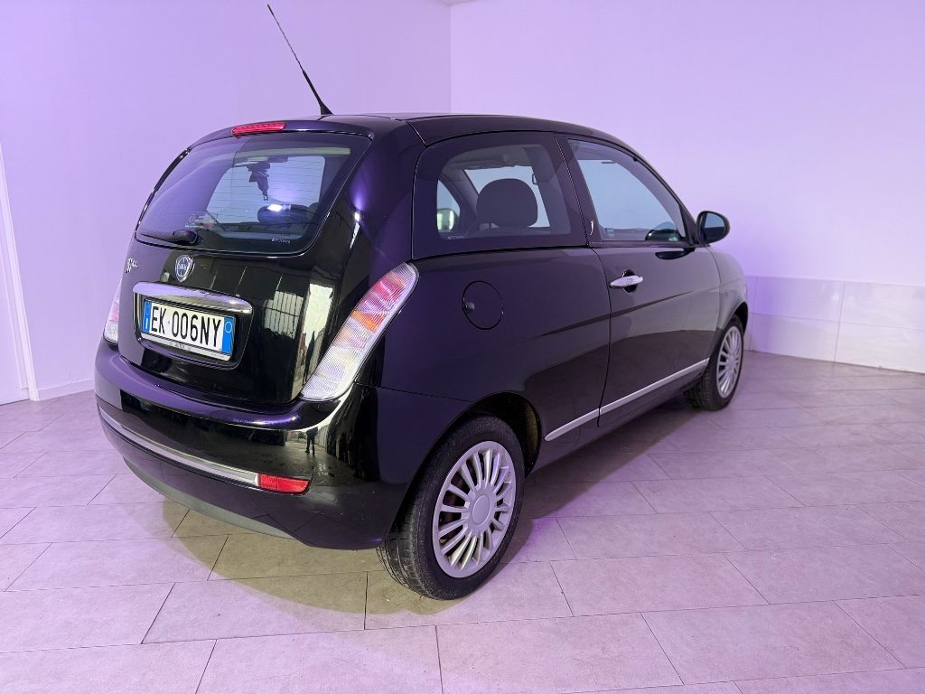 LANCIA Ypsilon 1.2 69 CV Platinum - 10
