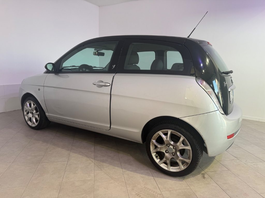 LANCIA Ypsilon 1.3 MJT 90 CV Blue&Me - 5