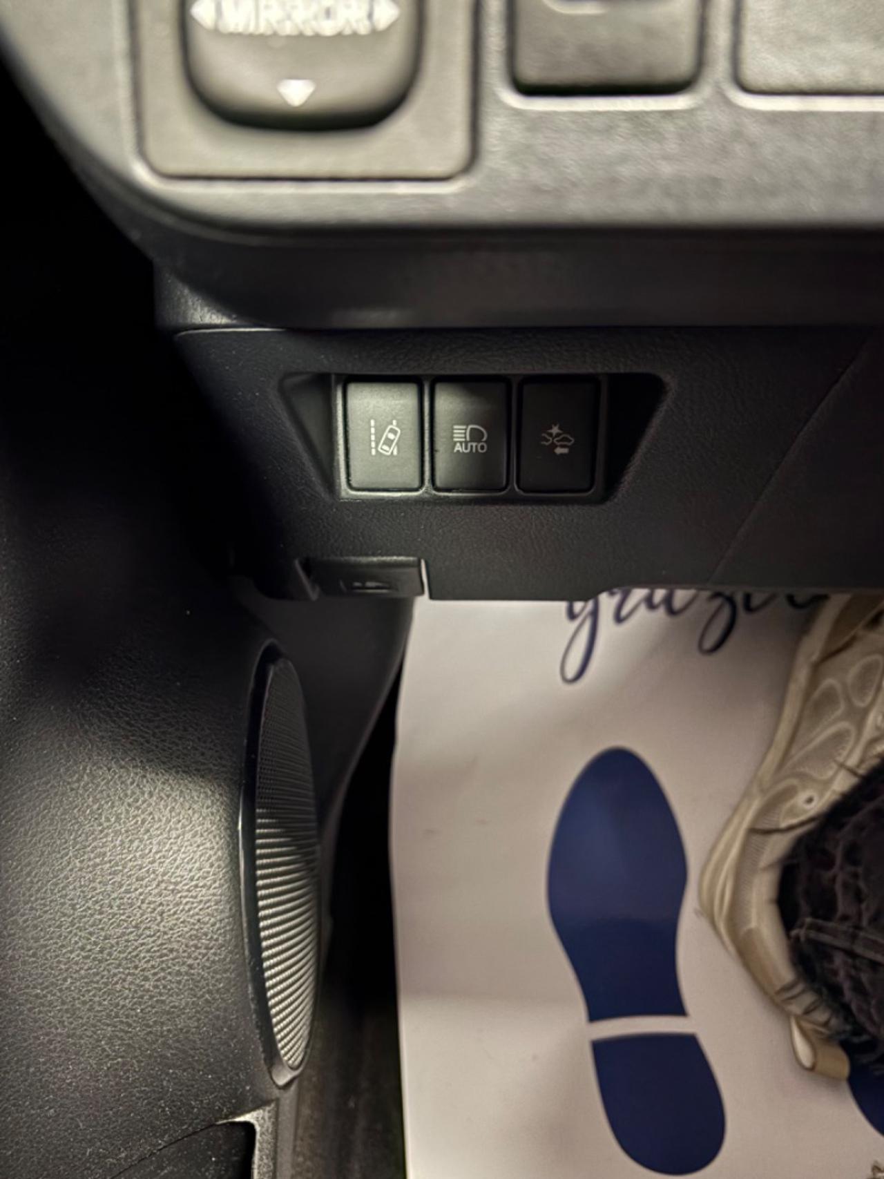 TOYOTA Yaris 1.5 Hybrid 5 porte Cool - 11