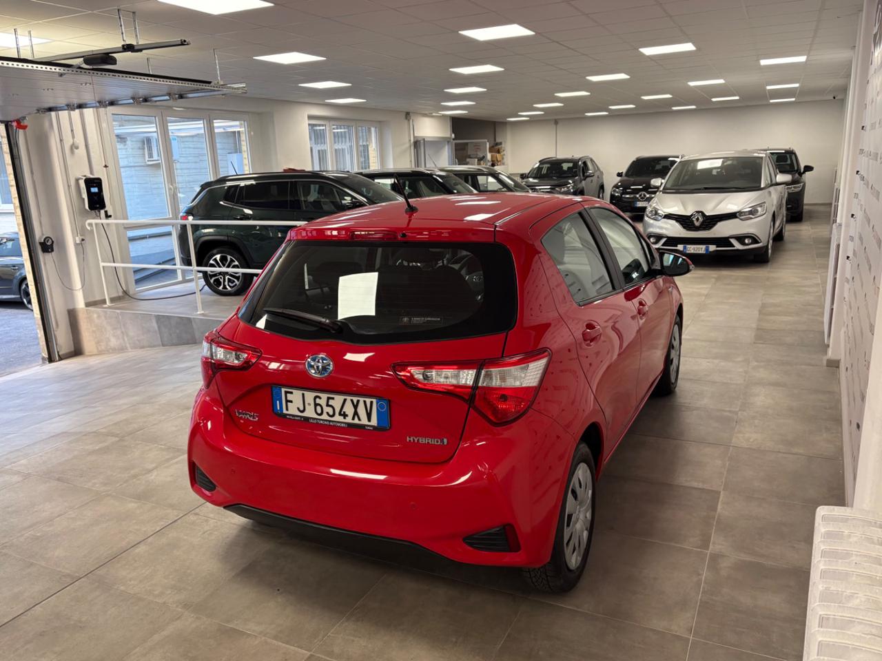 TOYOTA Yaris 1.5 Hybrid 5 porte Cool - 4