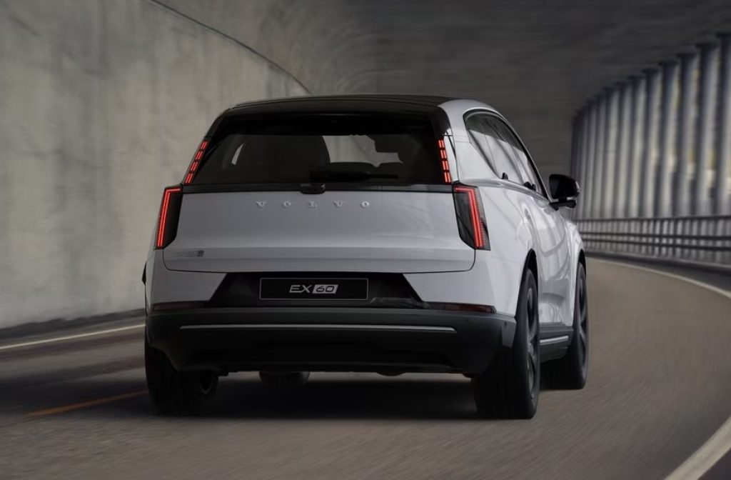 VOLVO EX60 P6 RWD PLUS - Foto 2