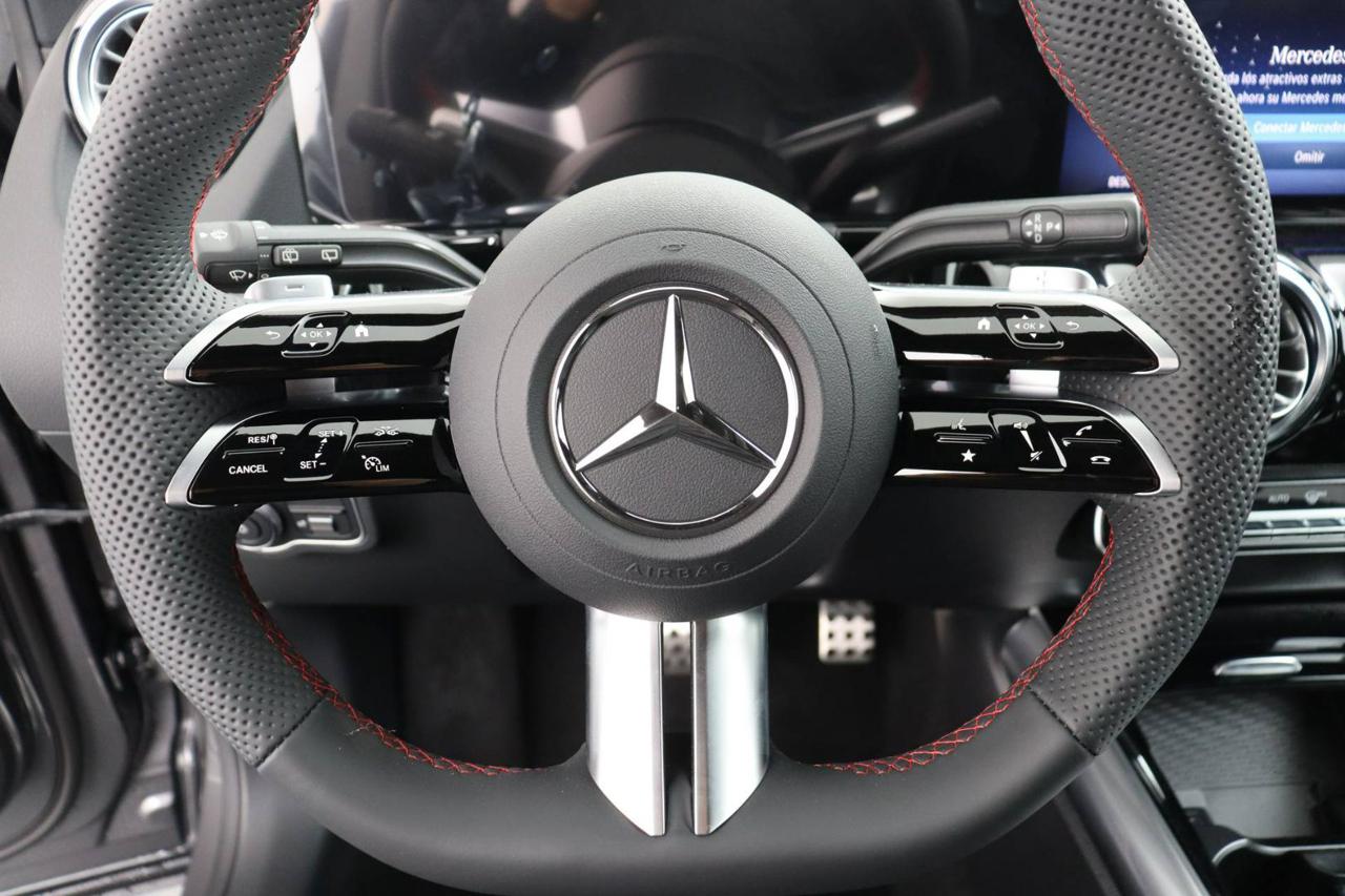 MERCEDES-BENZ GLA 250 e hybrid EQ AMG Line Premium - 10