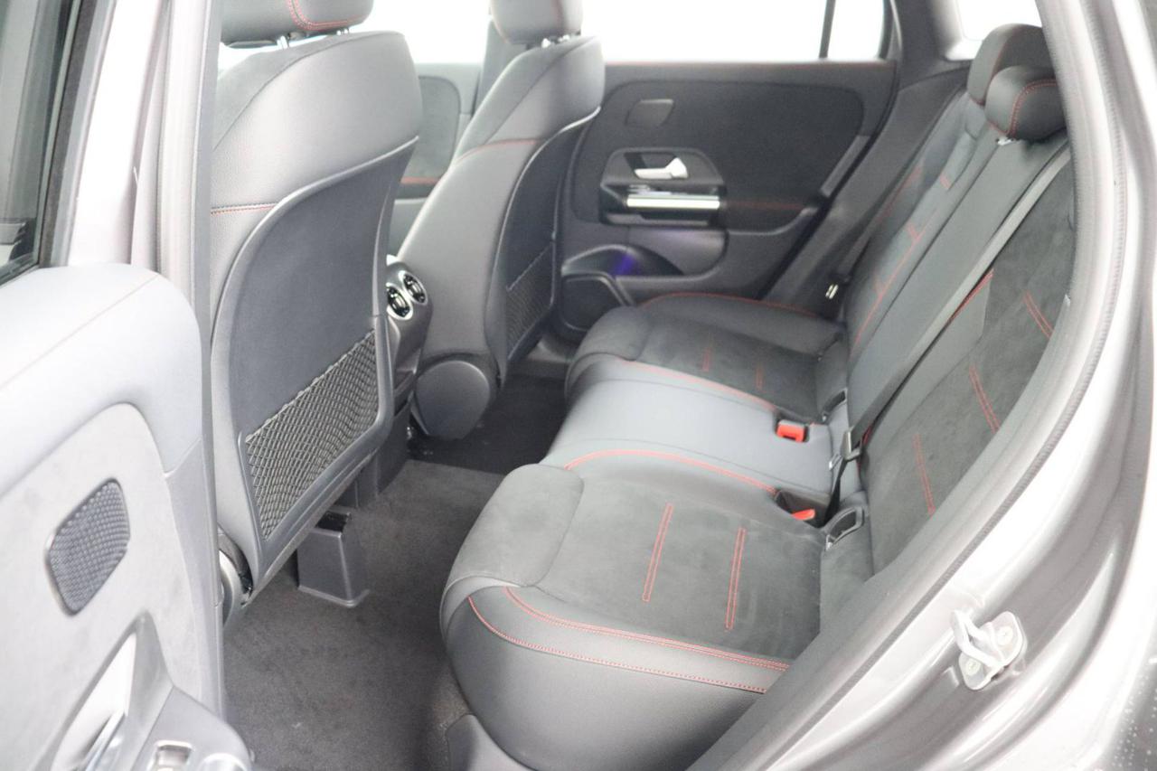 MERCEDES-BENZ GLA 250 e hybrid EQ AMG Line Premium - 14