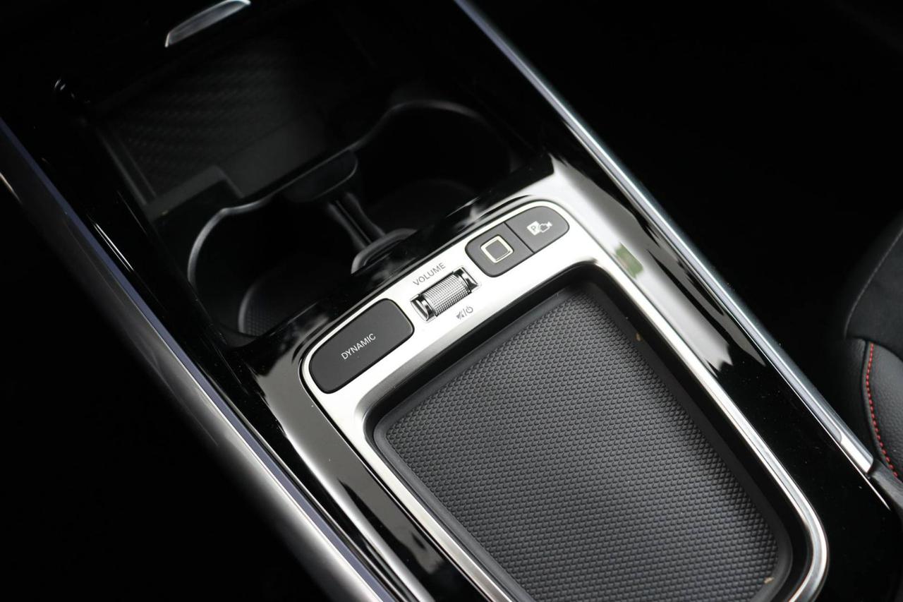 MERCEDES-BENZ GLA 250 e hybrid EQ AMG Line Premium - 15