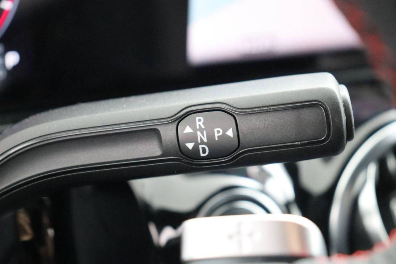 MERCEDES-BENZ GLA 250 e hybrid EQ AMG Line Premium - 13