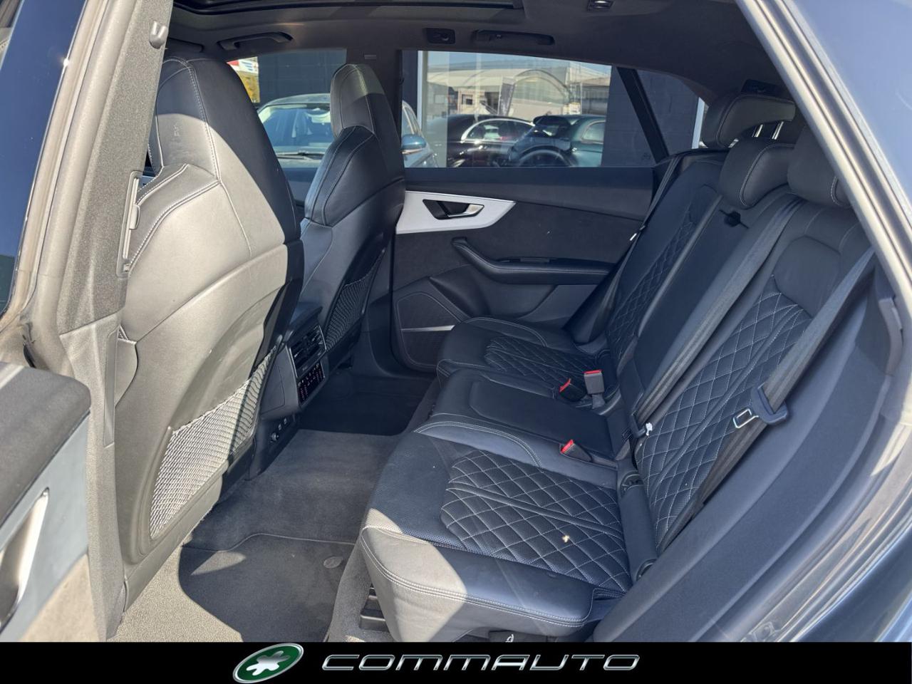 AUDI Q8 50 TDI 286 CV quattro tiptronic Sport - 35