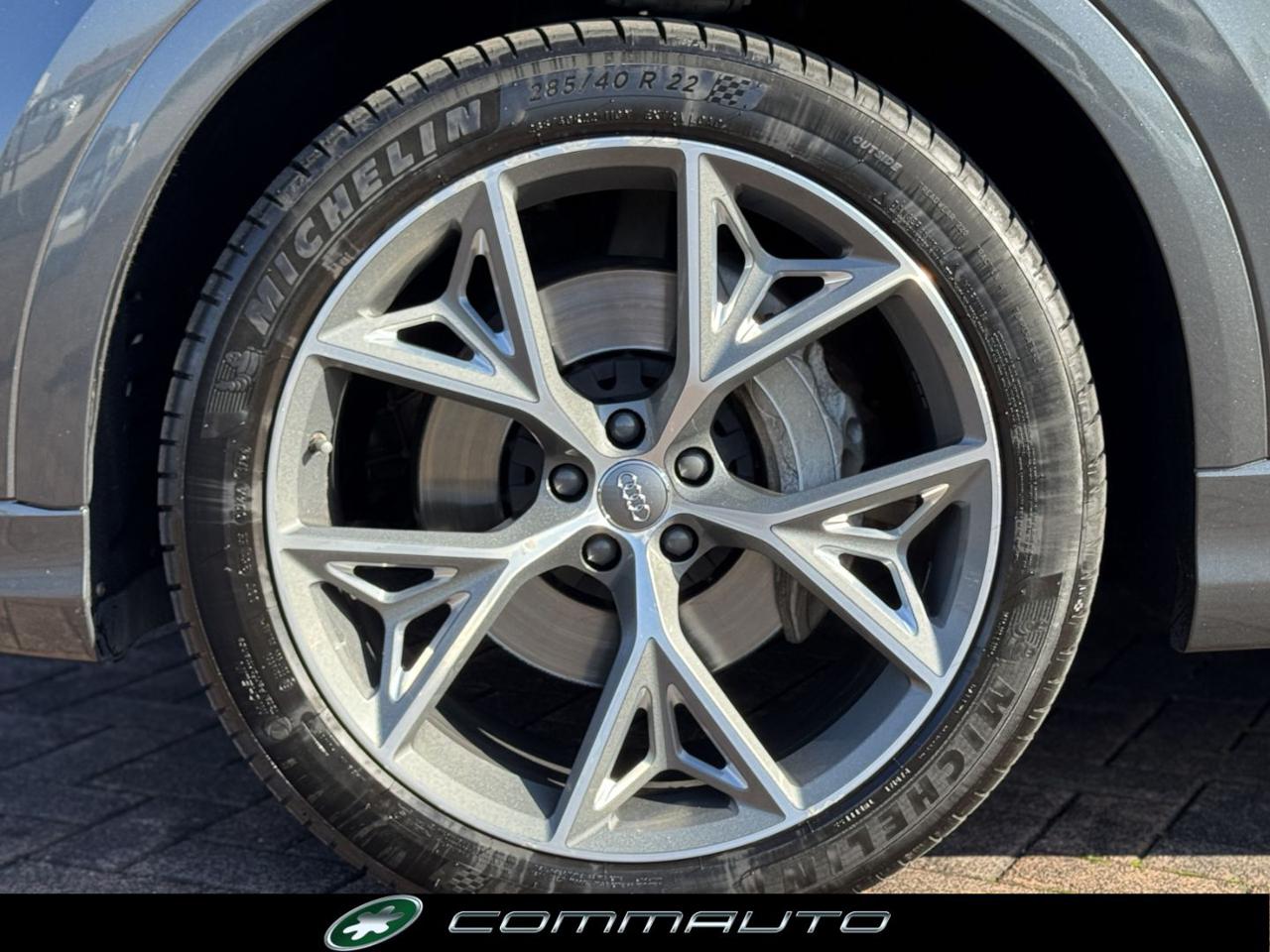 AUDI Q8 50 TDI 286 CV quattro tiptronic Sport - 9