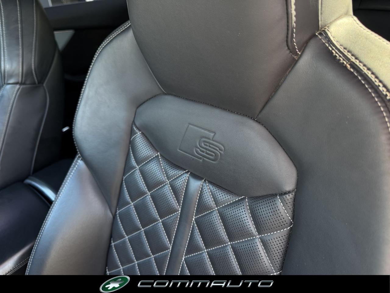 AUDI Q8 50 TDI 286 CV quattro tiptronic Sport - 17