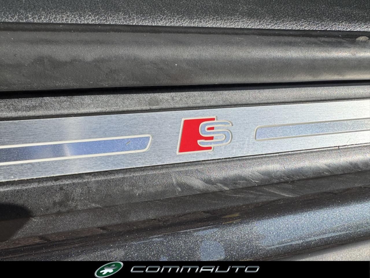 AUDI Q8 50 TDI 286 CV quattro tiptronic Sport - 16