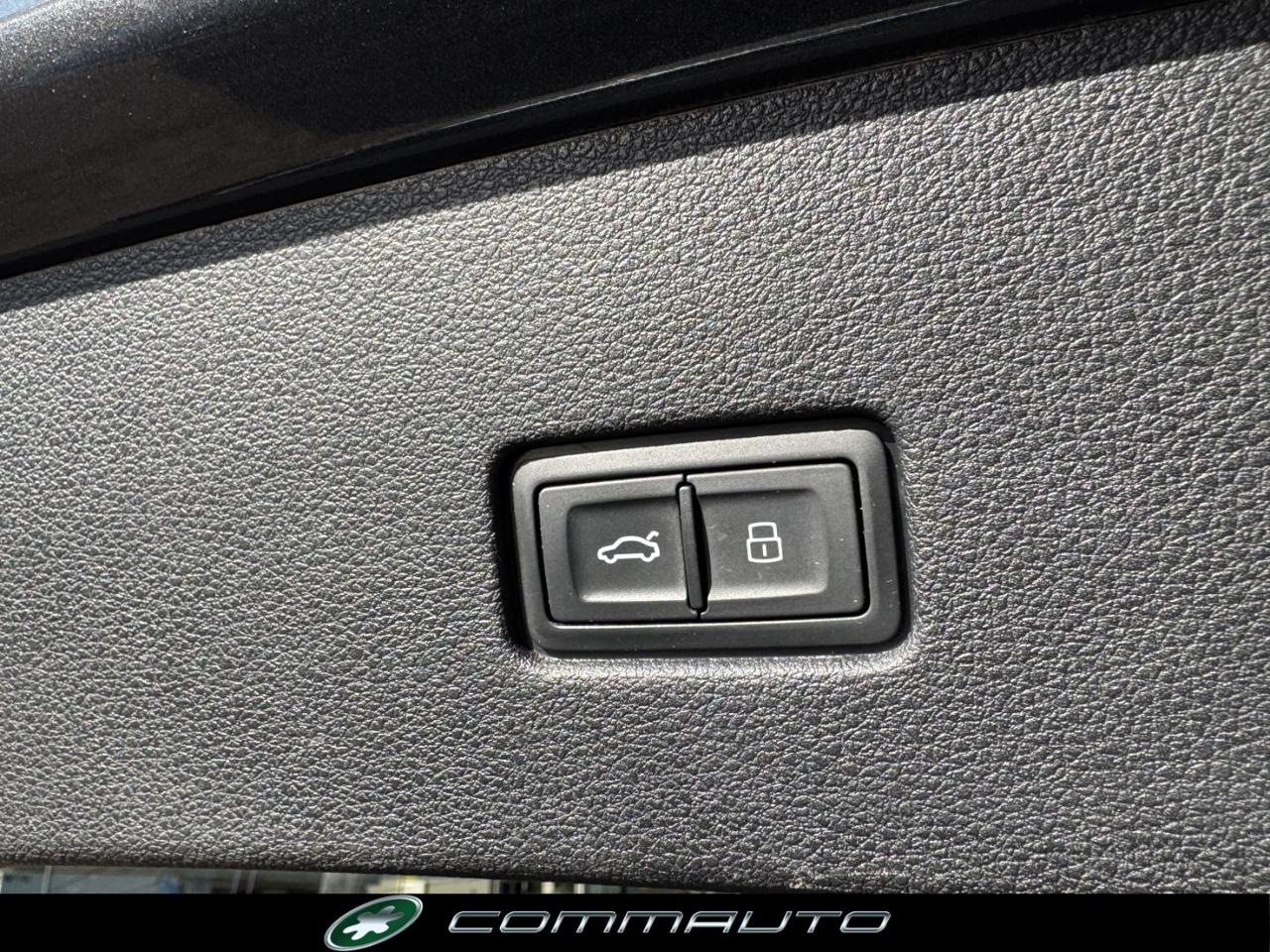 AUDI Q8 50 TDI 286 CV quattro tiptronic Sport - 40