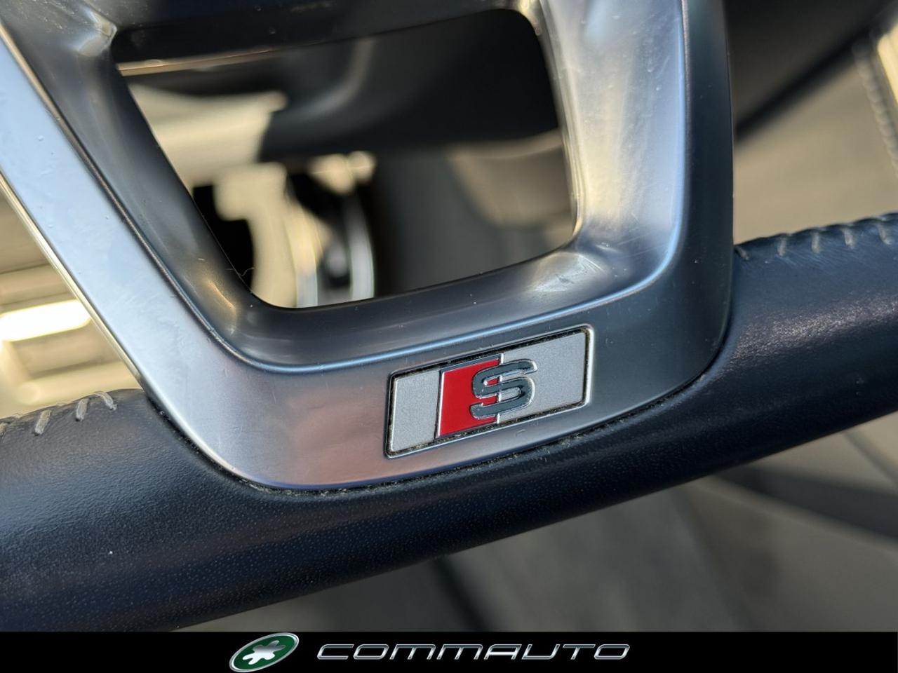 AUDI Q8 50 TDI 286 CV quattro tiptronic Sport - 26