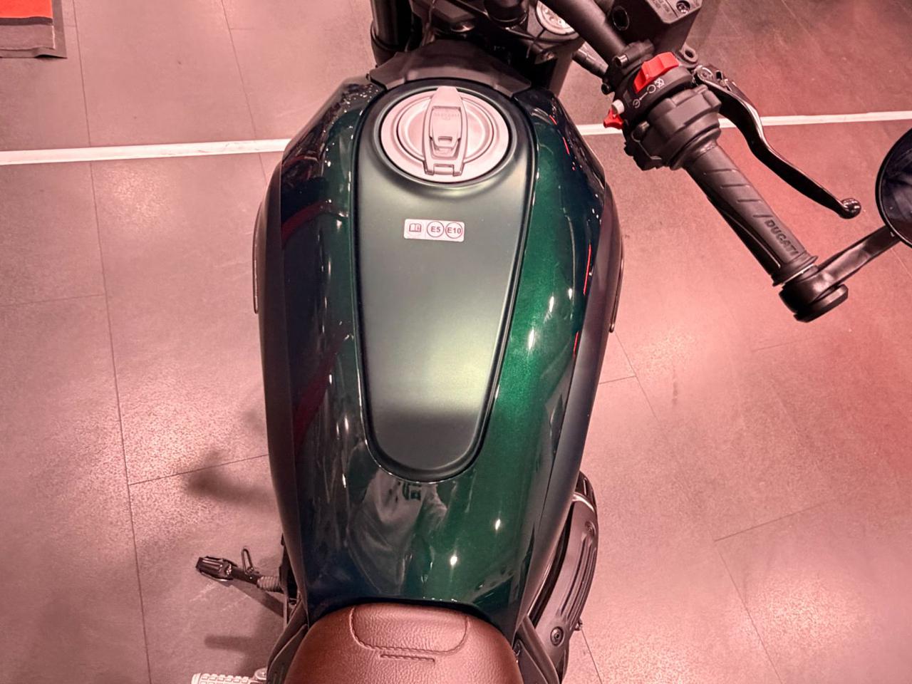 DUCATI Scrambler 800 NIGHTSHIFT EMERALD GREEN - 8