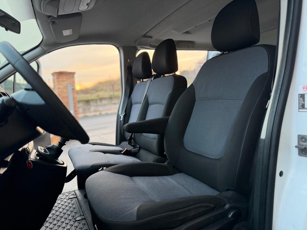 OPEL Vivaro 27 1.6 BiTurbo S&S EcoFLEX PC-TN Combi - 17