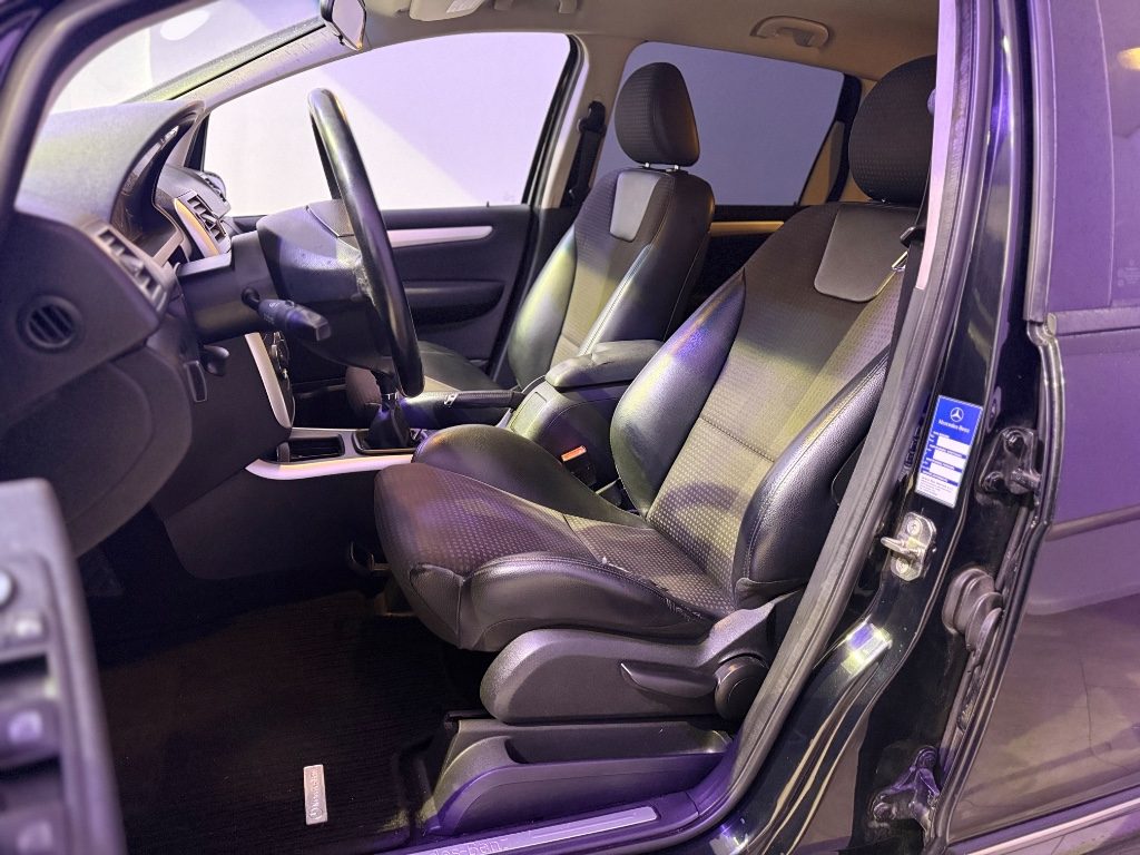 MERCEDES-BENZ A 170 Avantgarde - 5