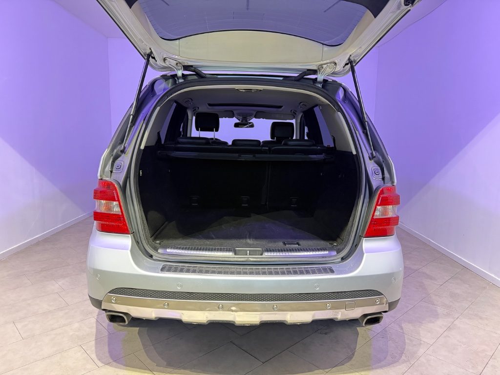 MERCEDES-BENZ ML 320 CDI Sport - 19