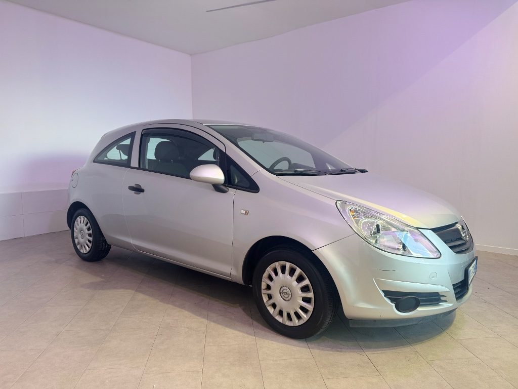 OPEL Corsa 1.0 12V 3 porte Club - 18