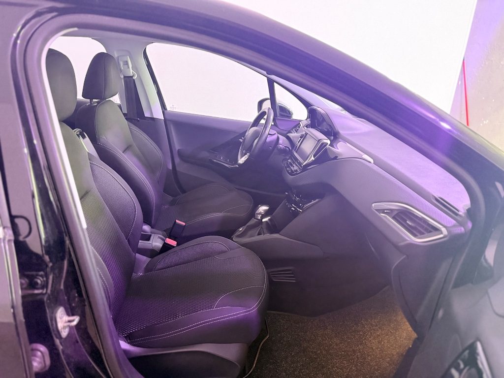 PEUGEOT 208 1° serie PureTech 82 Stop&Start 5 porte Allure - 8