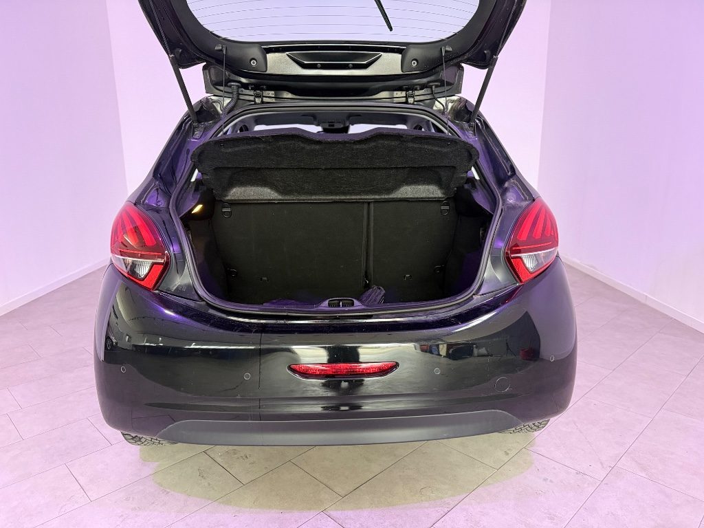 PEUGEOT 208 1° serie PureTech 82 Stop&Start 5 porte Allure - 12