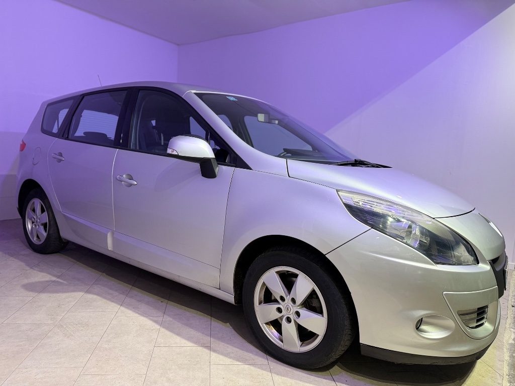 RENAULT Scenic 1.5 dCi 110CV Dynamique - 2