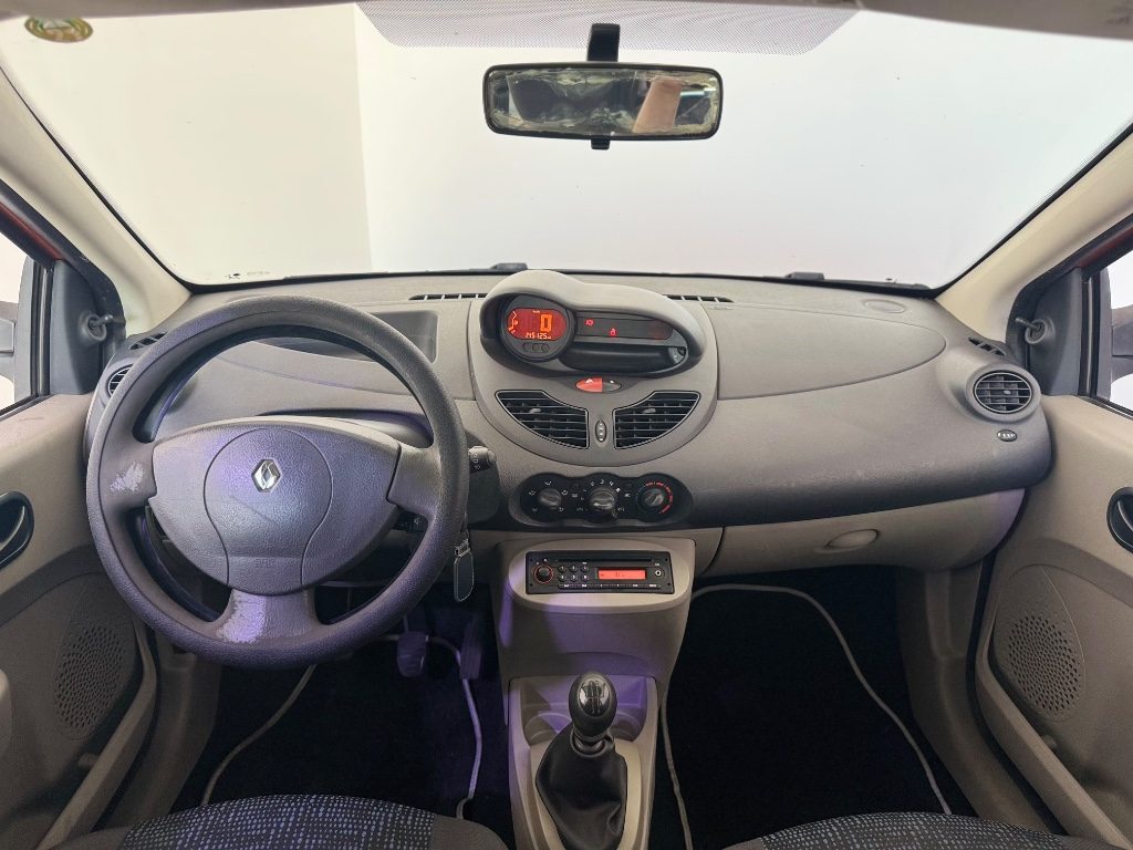 RENAULT Twingo 1.2 8V Dynamique - 12