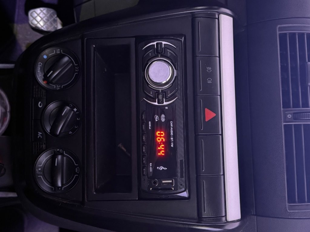 VOLKSWAGEN Fox 1.2 Sport - 9