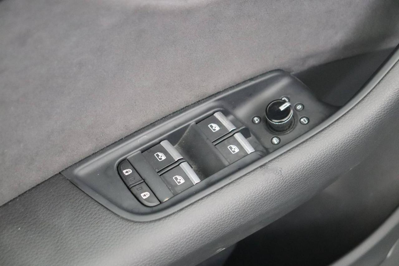 AUDI Q8 SUV 50 TDI 286 CV quattro tiptronic S line edition - 10