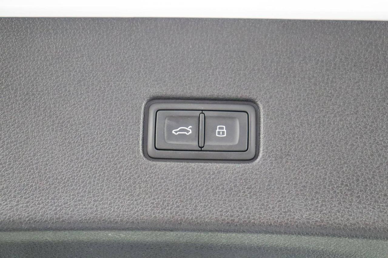 AUDI Q8 SUV 50 TDI 286 CV quattro tiptronic S line edition - 19