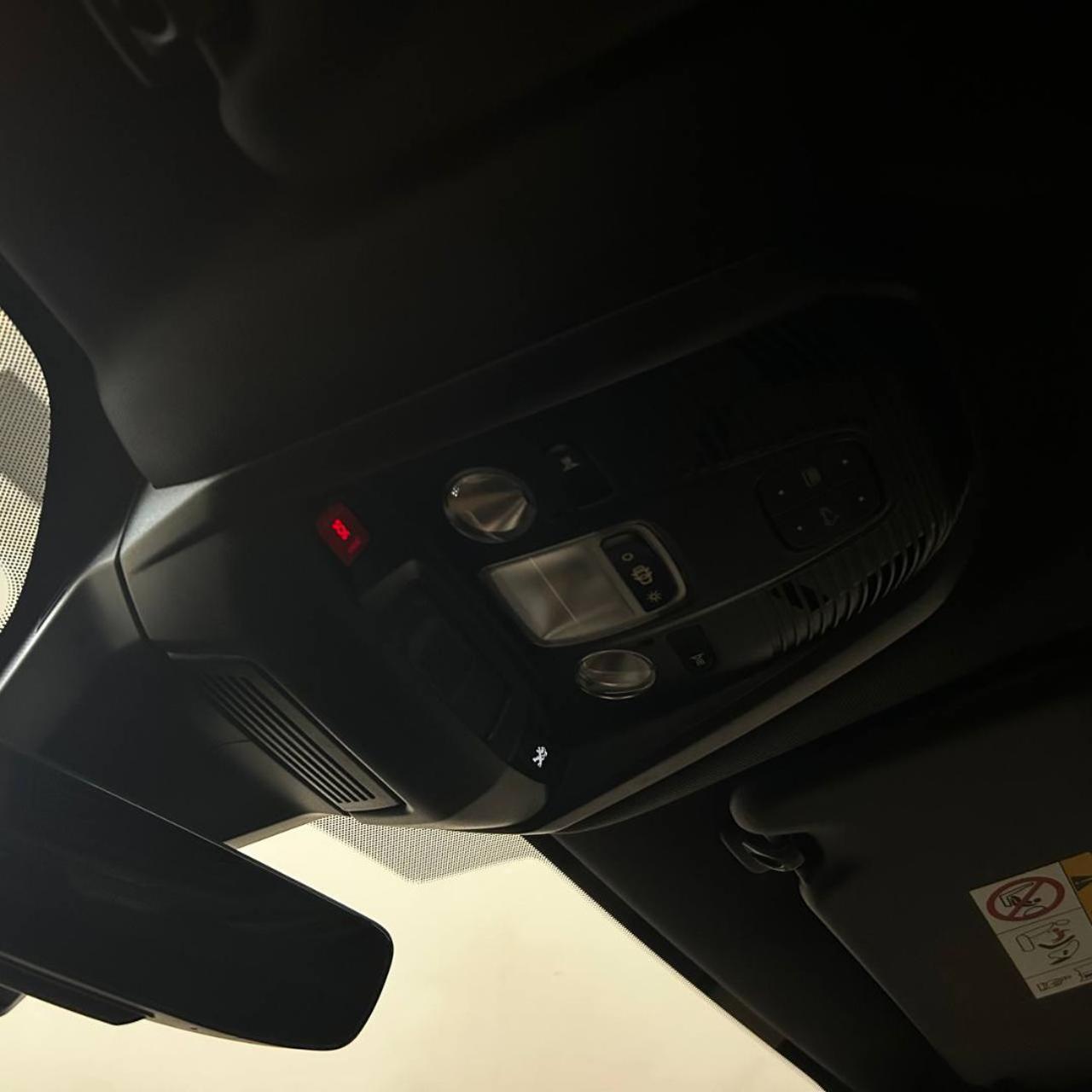 PEUGEOT 3008 Hybrid 225 e-EAT8 GT Pack TETTO APRIBILE - 33