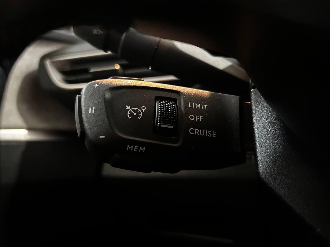 PEUGEOT 3008 Hybrid 225 e-EAT8 GT Pack TETTO APRIBILE - 21