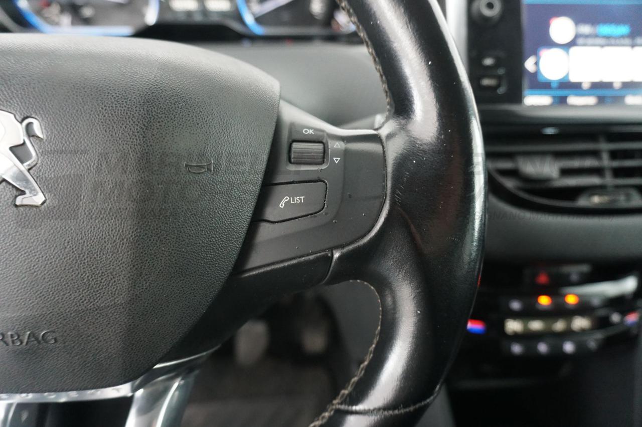 PEUGEOT 2008 BLUEHDI 100CV ALLURE - 22