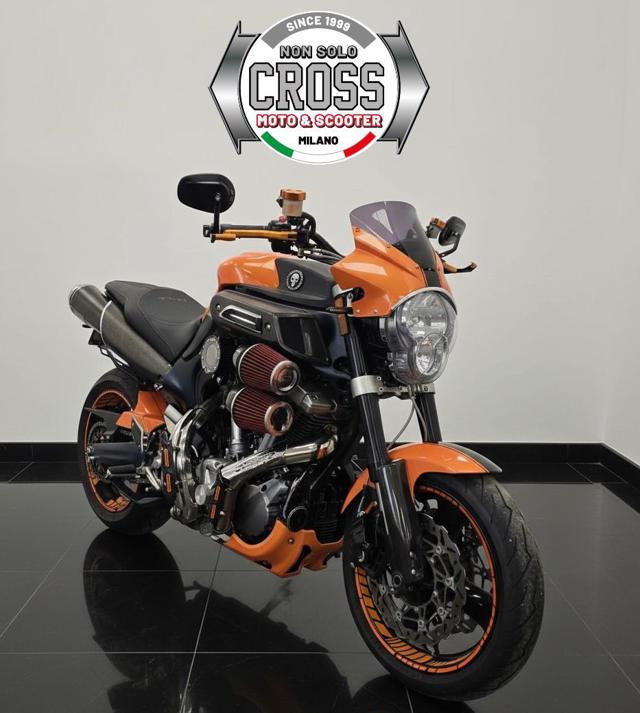 YAMAHA MT-01 Orange metallizzato