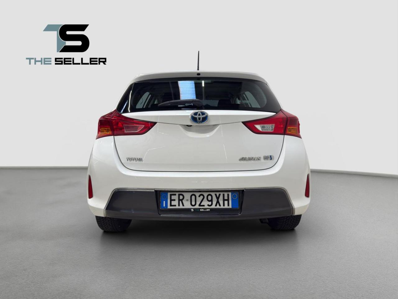 TOYOTA Auris 1.8 Hybrid Active*FULL SERVICE TOYOTA* - 6