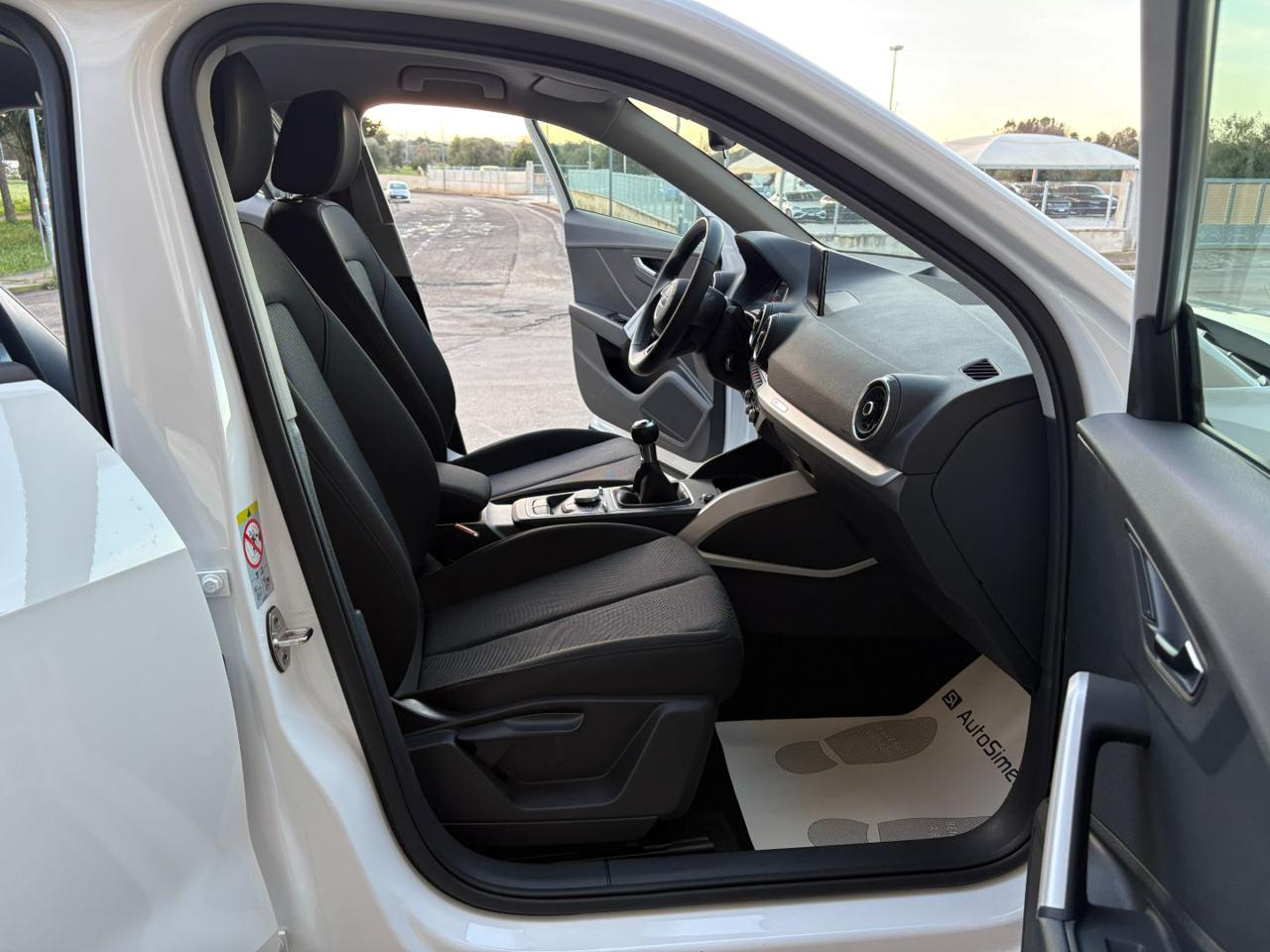 AUDI Q2 30 1.6 TDI Business CAMBIO MANUALE - 9