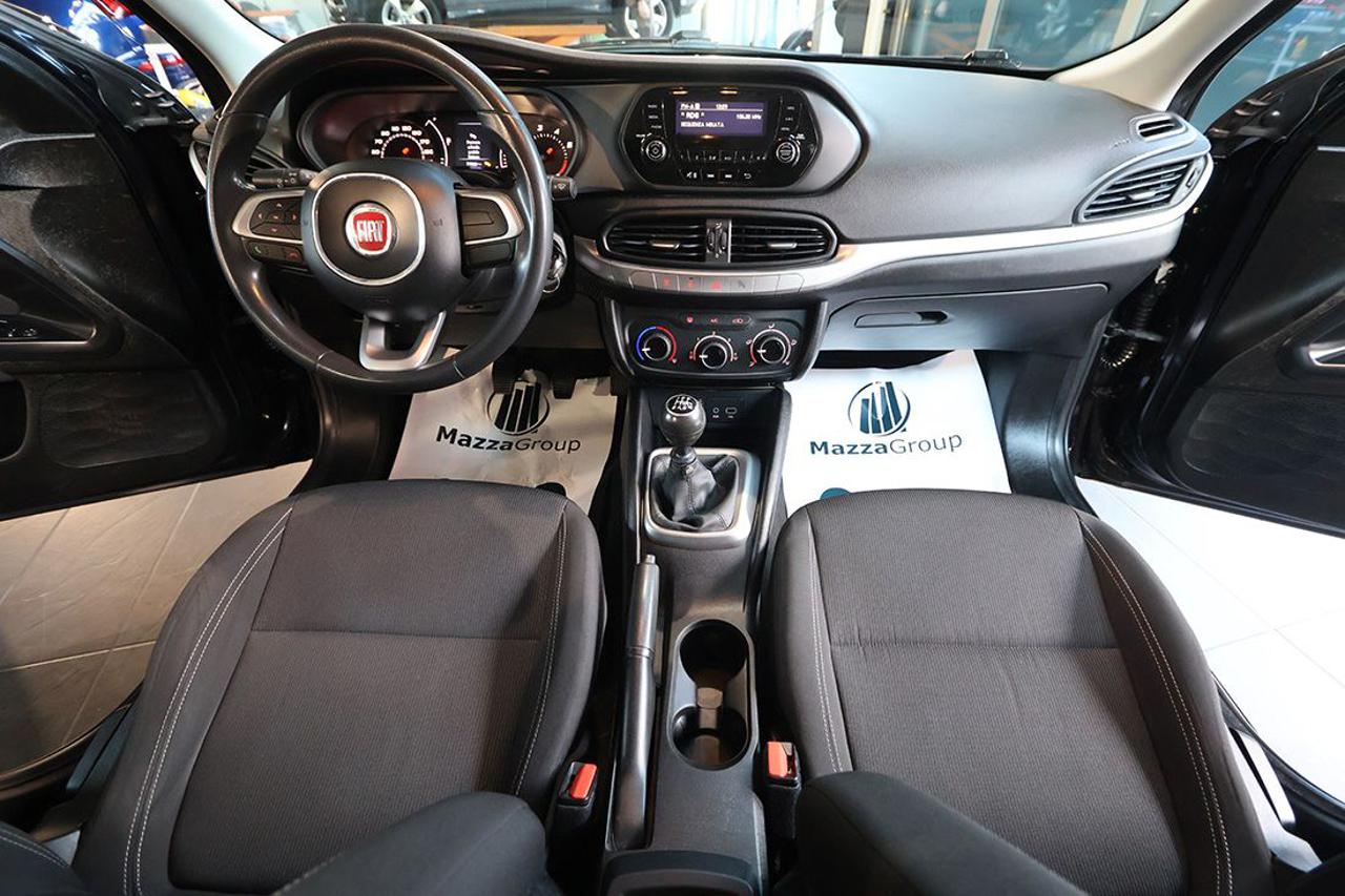 FIAT Tipo 1.4 5p Easy - 14