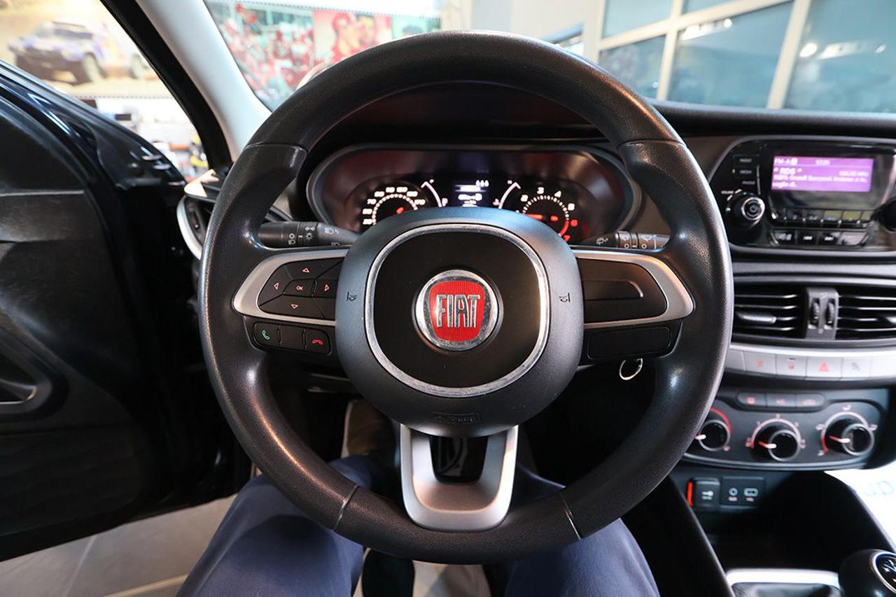 FIAT Tipo 1.4 5p Easy - 20