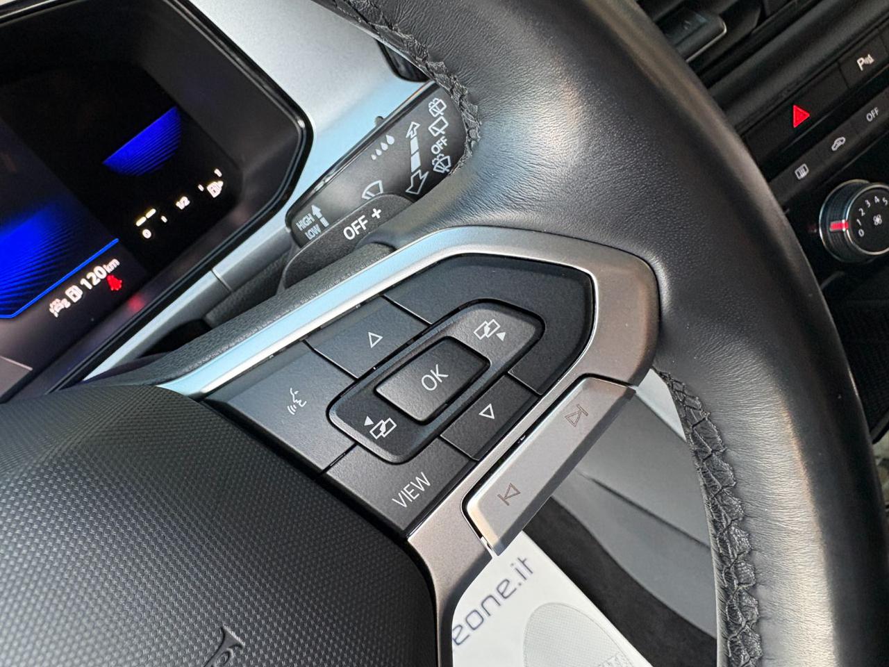 VOLKSWAGEN T-Roc 2.0 TDI SCR 150 CV DSG Business BlueMotion Technol - 21