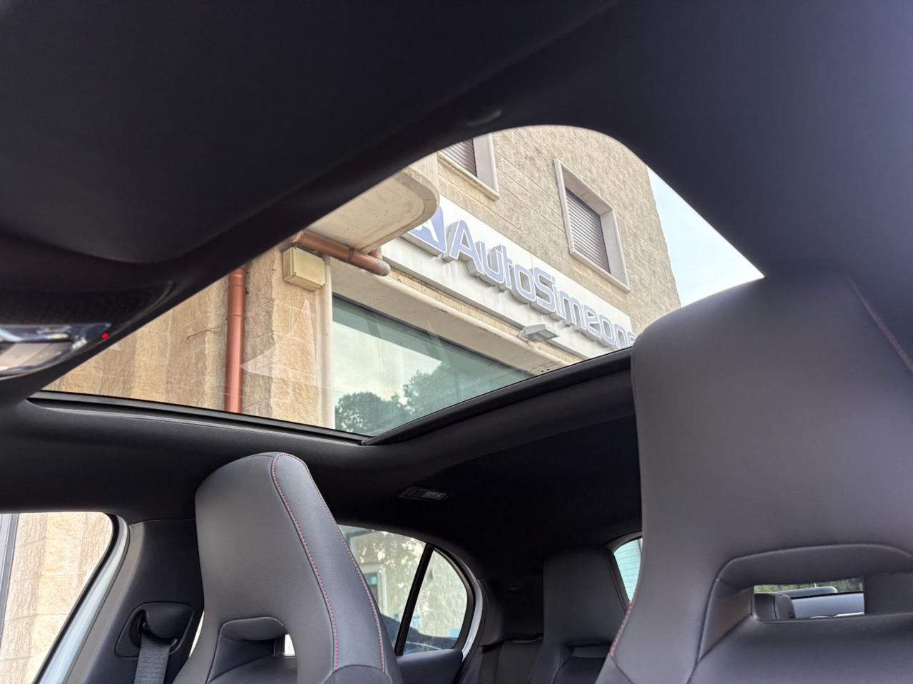 MERCEDES-BENZ A 180 d Automatic AMG Line Premium Plus TETTO PACK NIGHT - 40