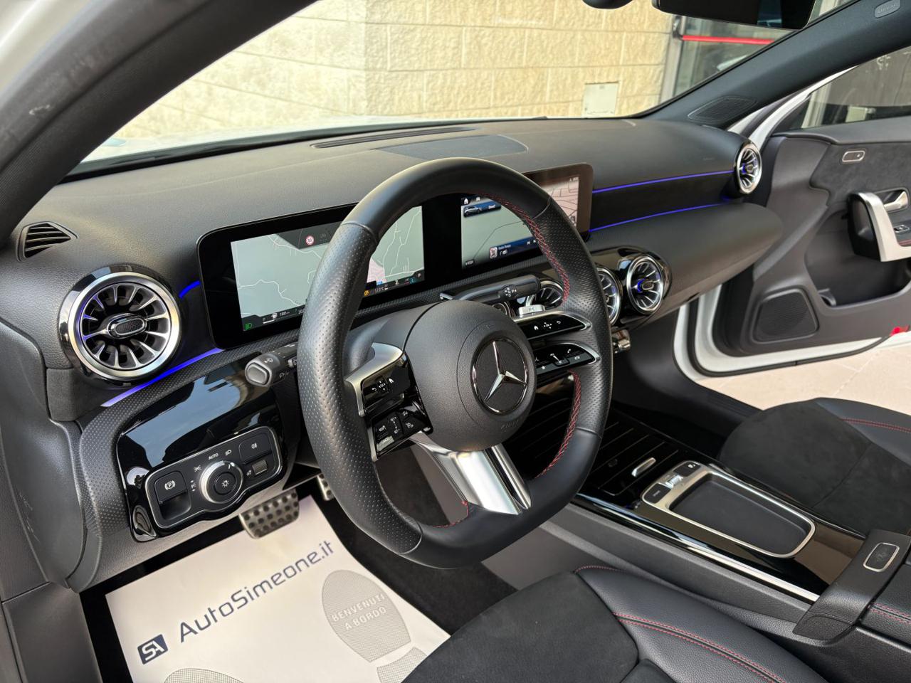 MERCEDES-BENZ A 180 d Automatic AMG Line Premium Plus TETTO PACK NIGHT - 17