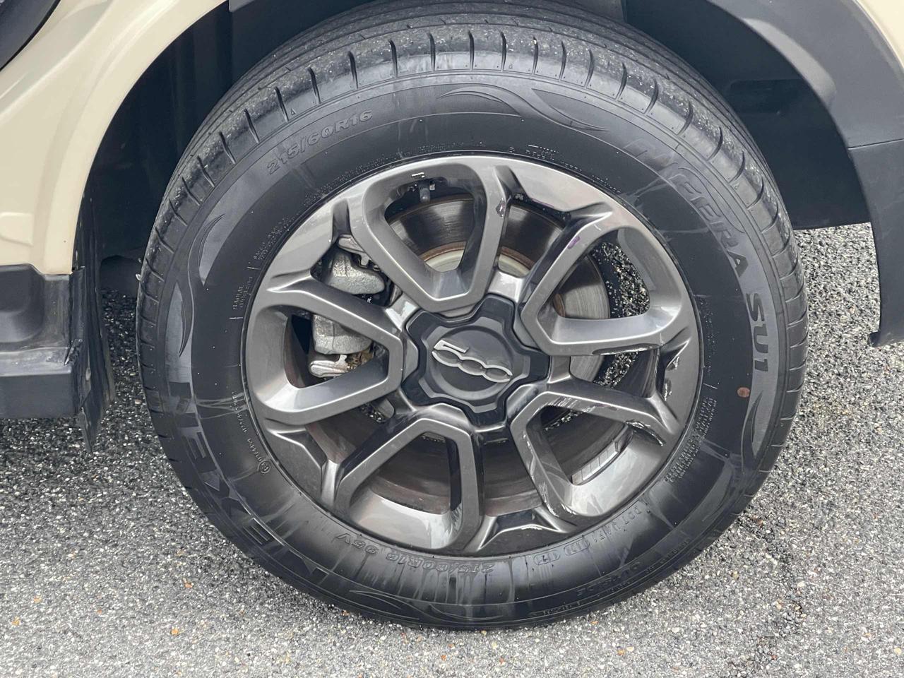 FIAT 500X 1.0 T3 120 CV Lounge Bicolore Avorio Nero 11.900€ - 25