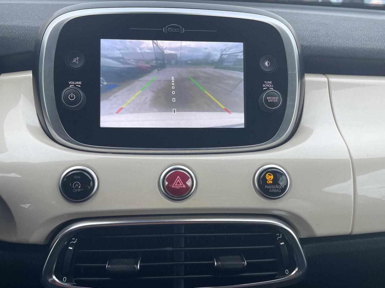 FIAT 500X 1.0 T3 120 CV Lounge Bicolore Avorio Nero 11.900€ - 32