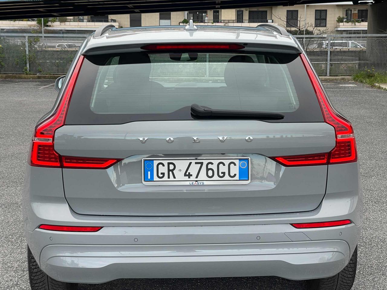 VOLVO XC60 B4 automatico Essential Diesel MILD HYBRID - 9