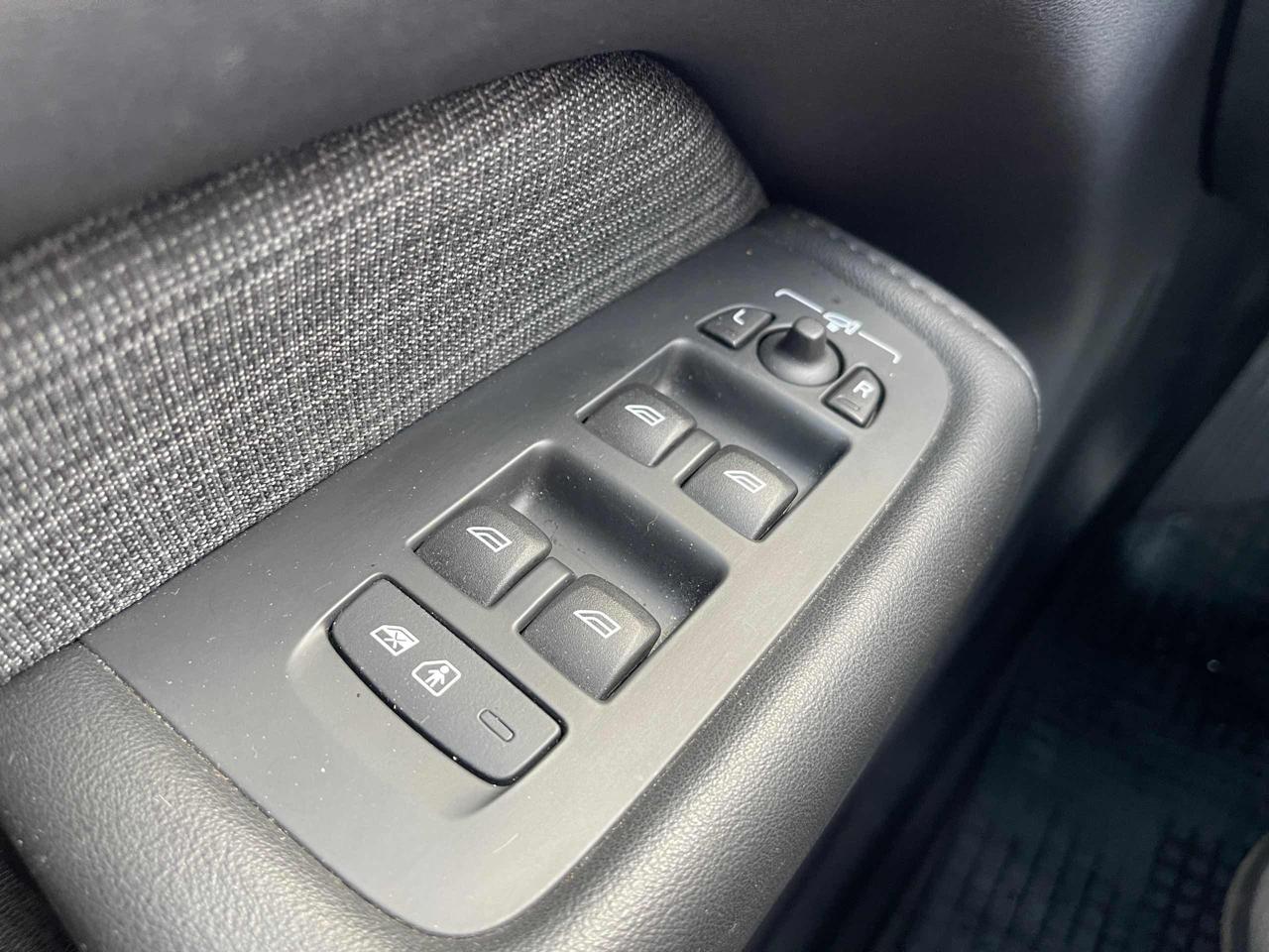 VOLVO XC60 B4 automatico Essential Diesel MILD HYBRID - 7