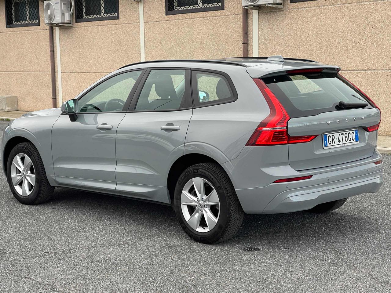 VOLVO XC60 B4 automatico Essential Diesel MILD HYBRID - 8