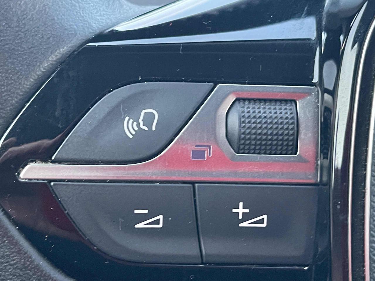 PEUGEOT 2008 BlueHDi 110 S&S Allure - 7