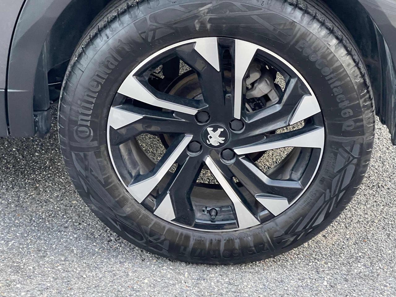 PEUGEOT 2008 BlueHDi 110 S&S Allure - 18