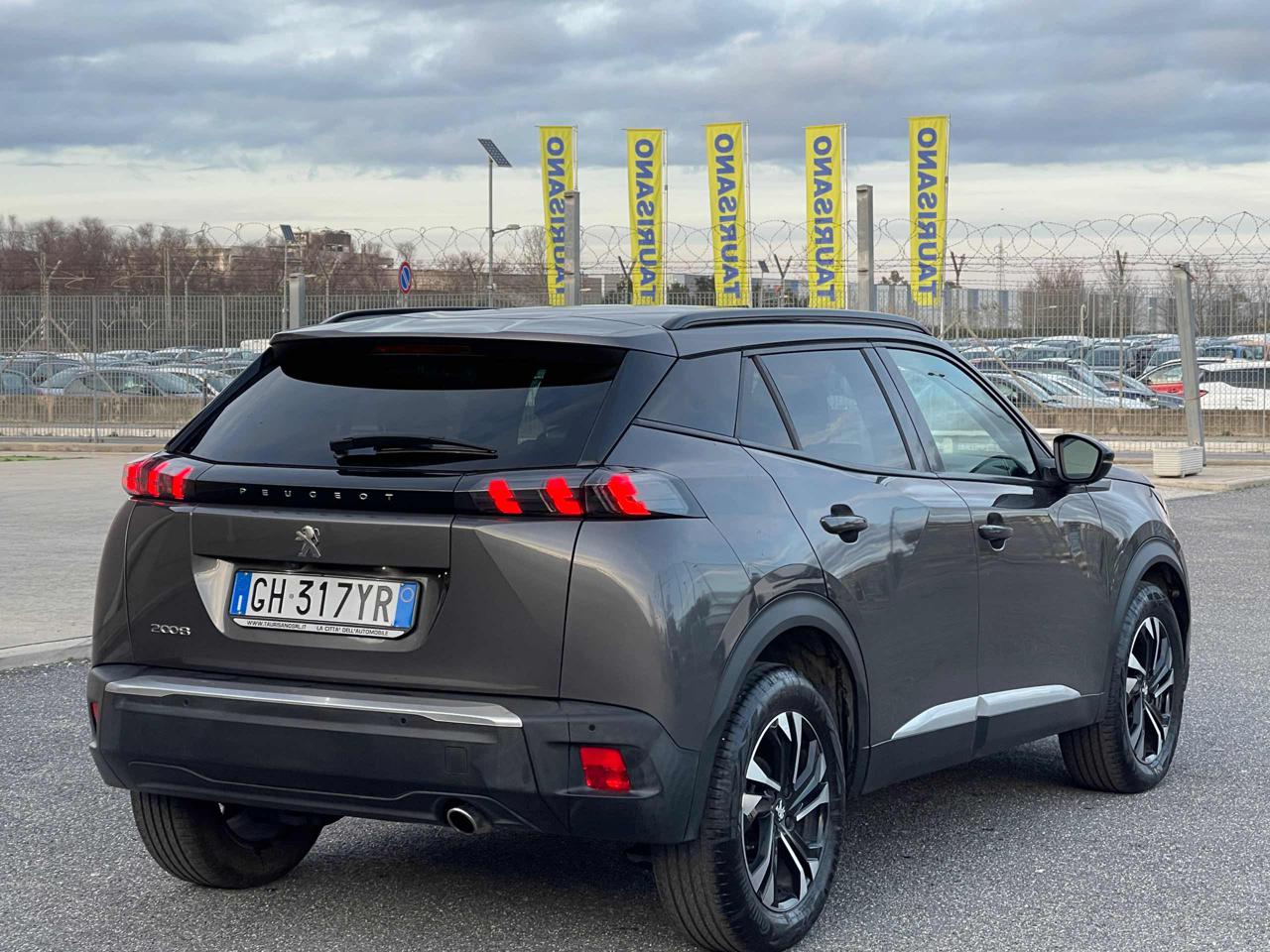 PEUGEOT 2008 BlueHDi 110 S&S Allure - 25