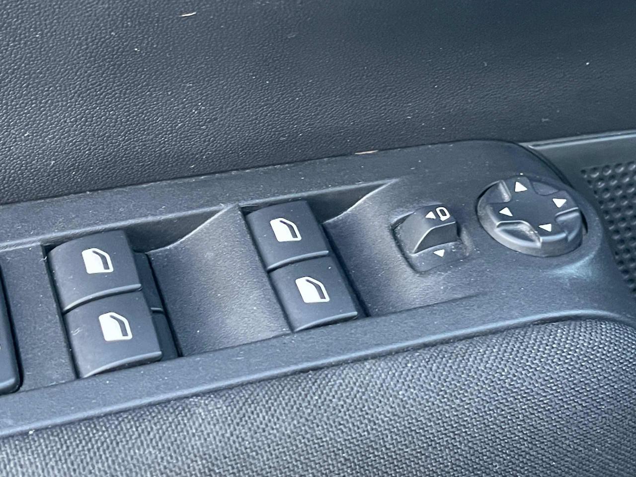 CITROEN C3 Aircross BlueHDi 110 S&S Shine Pack Bicolor Bianco Nero - 19